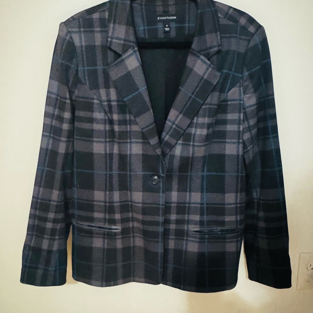 41 Hawthorn Black and Gray Plaid Blazer